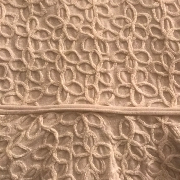 White Peplum Tank - Picture 2 of 4